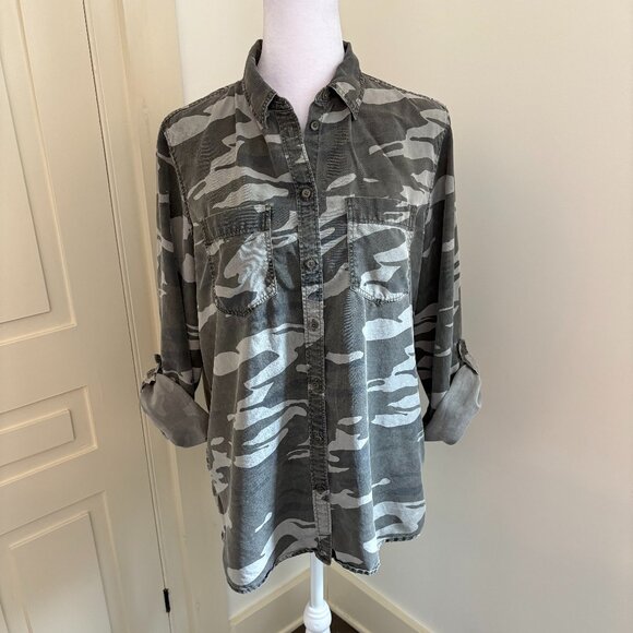 Express Camouflage Tunic Shirt with Convertible Tab/Button Sleeves, Size Medium - Picture 1 of 11